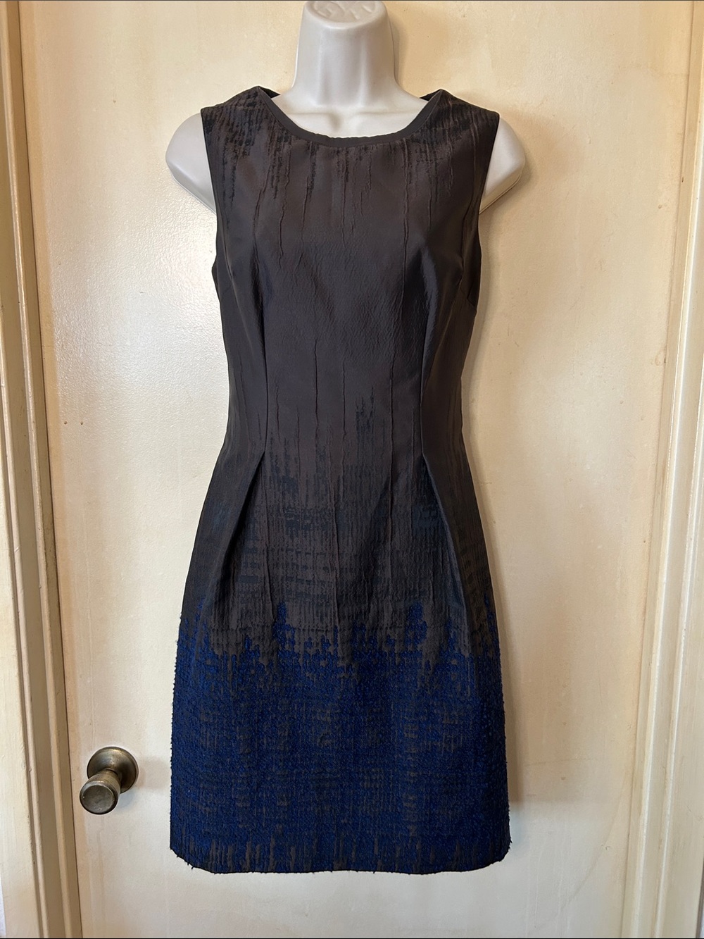 Elie Tahari Brown to Navy Ombre Sleeveless Sheath Dress size 2